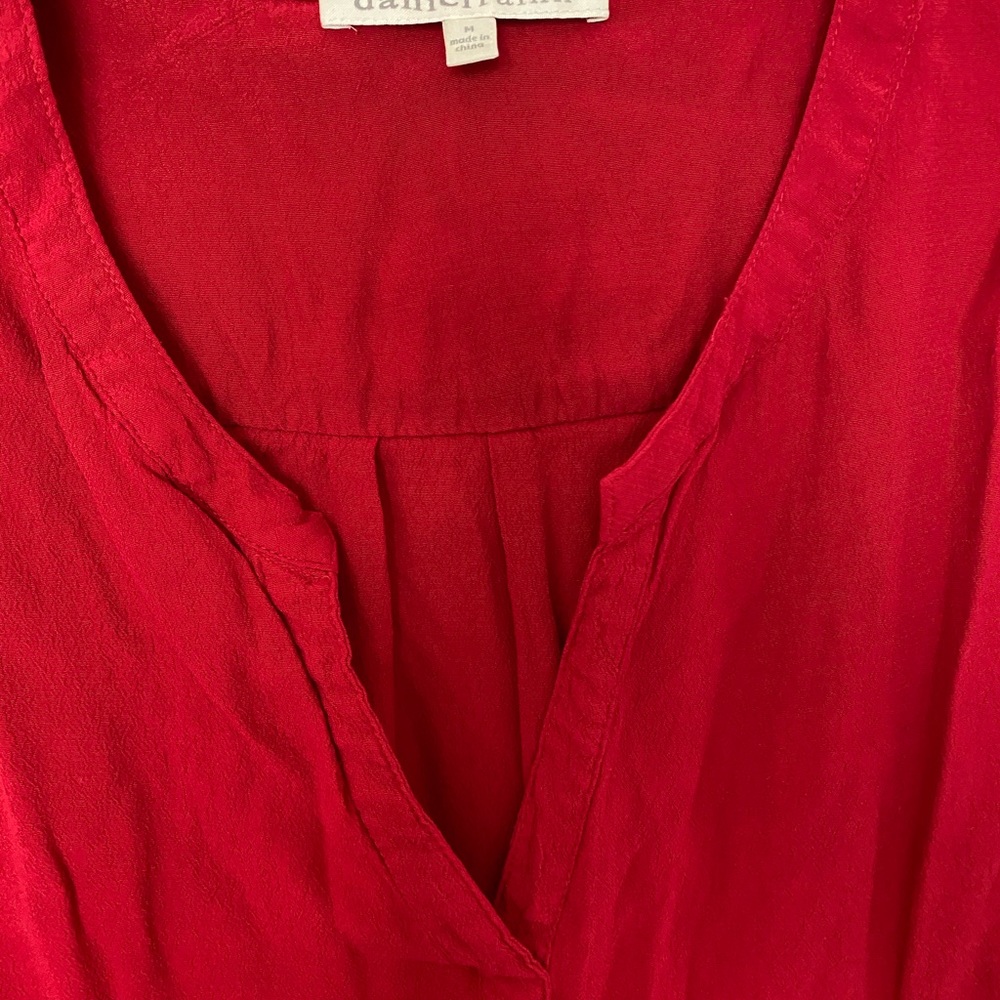 Red blouse 💃🏻 - Picture 2 of 3